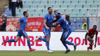 Една от звездите на Левски Симеон Славчев благодари на