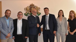 Германска компания която е водещ доставчик в автомобилостроенето обмисля инвестиция