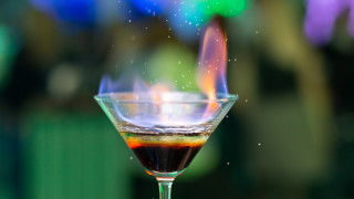 Café Brûlot е емблематичен за Ню Орлиънс коктейл Сервиран е