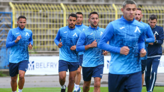 Левски продължава да се готви в камерен състав Бройката на