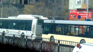 Липса на достатъчно автобуси тормози Костинброд