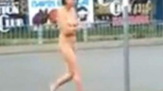 Жена се разходи дибидюс в Студентски град (ВИДЕО)