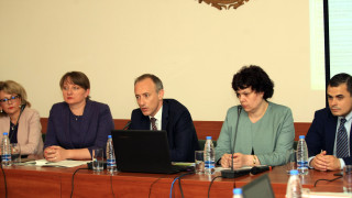 Държавата поема командироване на учители в българските неделни училища