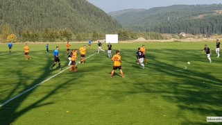 Локомотив Пловдив победи с 3 0 Рилски спортист в контрола играна