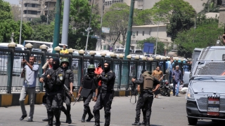 Сапьор загина при детониране на бомба в египетската столица Кайро предадоха