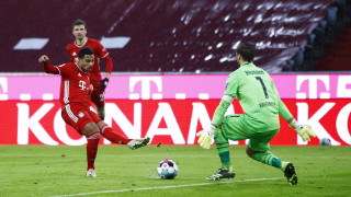 Нападателят на Байерн Серж Гнабри е скъсал бедрен мускул по