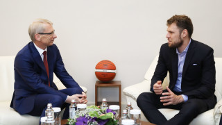 Нова програма ще подкрепя спортистите на възраст между 18 г