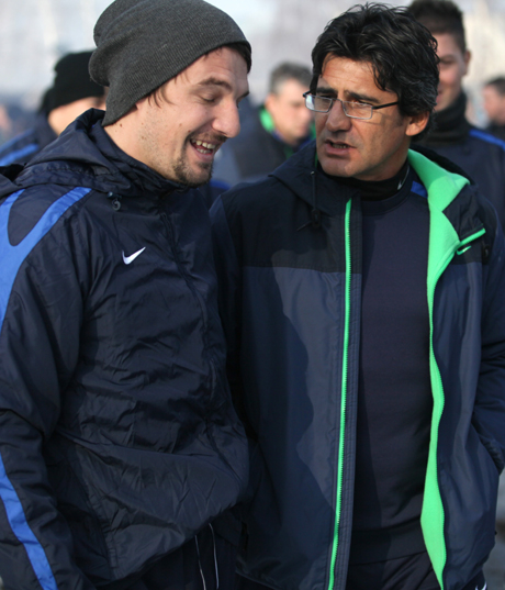 Ден за тактика в Левски, Костов учи "сините" на контраатаки