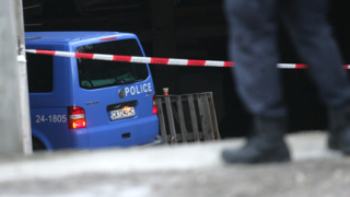 Полицай от Своге застреля жена си и се самоуби
