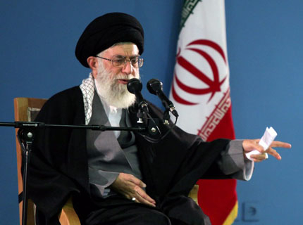 Върховният лидер на Иран приет в болница