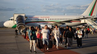 36 български граждани са евакуирани от Газа