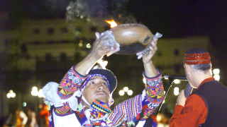 Всяка година в края на декември бреговете на Мирафлорес в