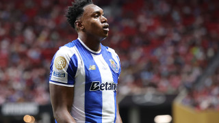 Челси ще се пробва за централния нападател на Порто