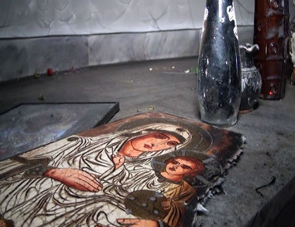 Само иконите на Свети Георги са оцелели в пожара на Сопотския параклис