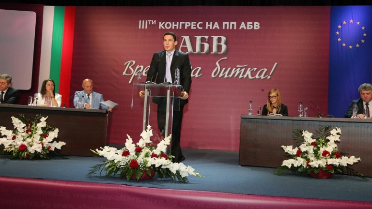 Константин Проданов иска да се оттегли като лидер на АБВ