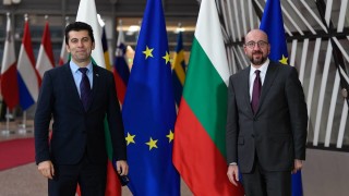 Премиерът Кирил Петков се срещна с председателя на Европейския съвет