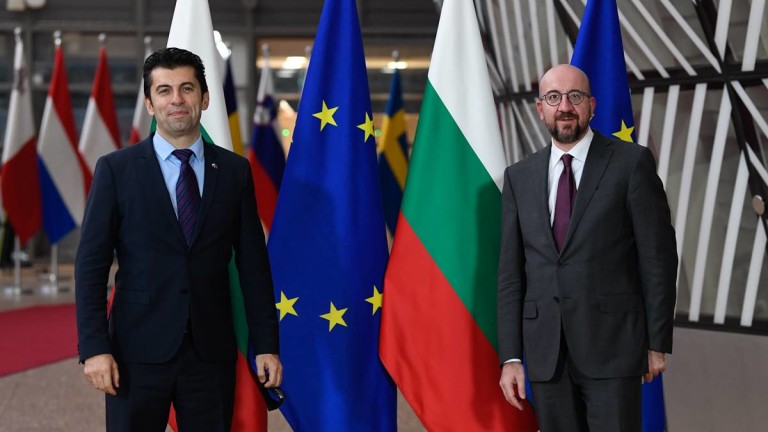 Премиерът Кирил Петков се срещна с председателя на Европейския съвет