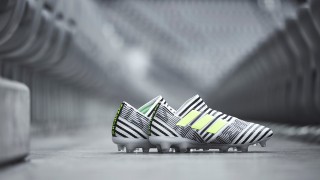 Adidas поведе с 12:10 срещу Nike преди Мондиала