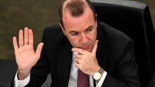 Германският евродепутат Манфред Вебер предупреди Румъния че възпрепятства присъединяването на