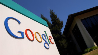 Служителите на Google продължават да работят от вкъщи още поне година