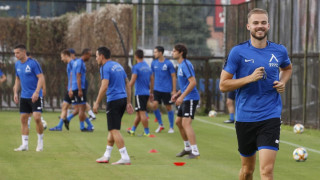 Исландският бранител Холмар Ейолфсон ще се завърне в титулярния състав