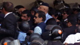 Експремиерът на Пакистан е освободен под гаранция 