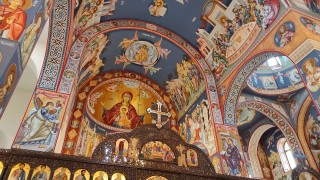 Криминалисти са задържали 33 годишен мъж за кражба от храм в