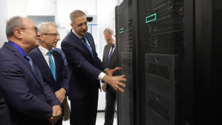 Премиерът Николай Денков откри новия български суперкомпютър Хемус Той е
