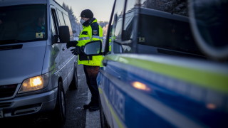 Опашки от тежкотоварни камиони на германско чешката граница заради тестове за