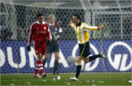 Байерн изгуби 3 точки в борбата за титлата