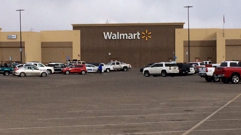 Стрелба в хипермаркет „Уолмарт” в Тексас