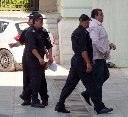 Поискаха четвърти отвод по "Килърите"