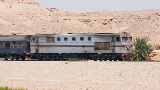 Близо 70 ранени при катастрофа с влак в Египет