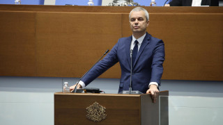 Страстите по се нажежиха до тъмночервено в пленарната зала на