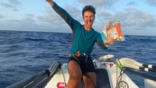 Българската океанска гребна лодка NEVEREST пристигна благополучно в Барбадос Карибски