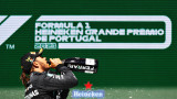 Люис Хамилтън триумфира в Гран при на Португалия 