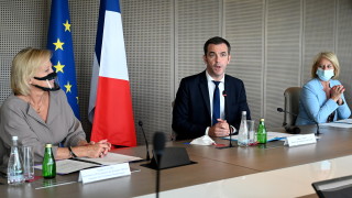 Френският здравен министър Оливие Веран призова във вторник гражданите да