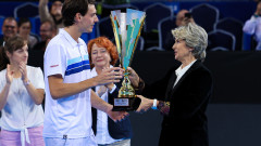 Министър Лечева връчи купите на финалистите в турнира Sofia Open