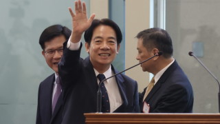 Вицепрезидентът на Тайван Уилям Лай замина в събота за деликатна