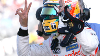 Макларън над всички в Австралия