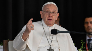 Папа Франциск отправи нов призив за мир чрез преговори съобщава