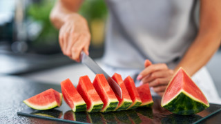 Отново дойде сезонът на дините и вкусните плодове ни изкушават