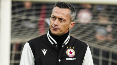 Кой тук е първи? ЦСКА се закачи с Левски чрез якето на Янев