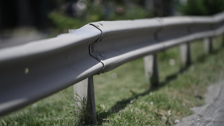 ИПБ пита кой произвежда новите мантинели, колко струват и дали са качествени и безопасни