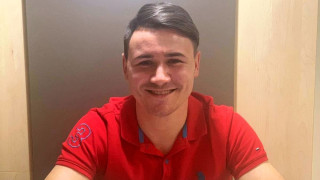 Бившият полузащитник на Славия Янис Карабельов се връща в българското