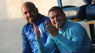 Бившият нападател на Левски Валери Божинов продължава с колоритните си