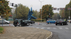 Двама пострадаха при катастрофа в Благоевград