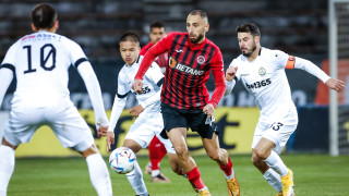 Ръководството на Локомотив София е започнало преговори за нови договори