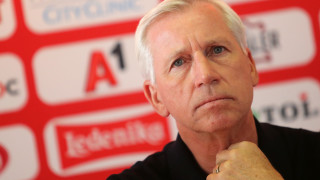 Временният наставник на ЦСКА Алън Пардю и шефовете на клуба в