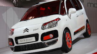 Хибриден Citroen C3 Picasso от 2010-та